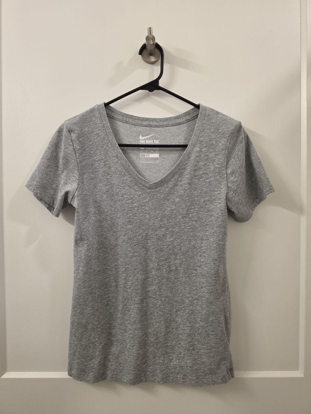 Nike Women's Gray V-Neck Tee